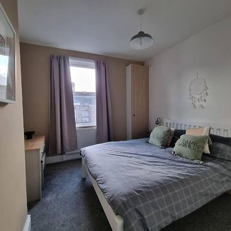 Home From Home Liverpool - Entire Home Экстерьер фото